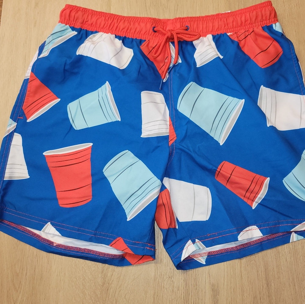 Patriotic Blue and Red Cup Pattern Men's Swim Shorts NWT